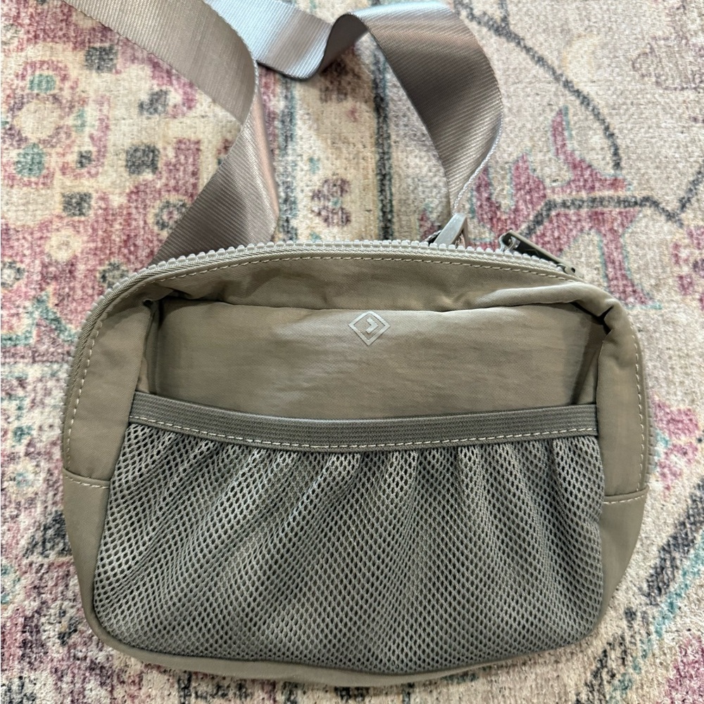 Abercrombie & Fitch Gray Crossbody Bag with Adjustable Straps